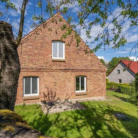 Ferienhaus-sommerfrische-am-mueritzsee * Buchholz (Mecklenburg-Vorpommern)